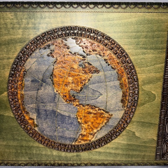 VTG Wooden Handcarved Etched Box‎ Old World Map Americas Poland Made Hinged - Picture 2 of 11